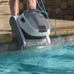 Doheny's Advantage Pro Wi-Fi Robotic Cleaner -Harris Shop 8475 d sq